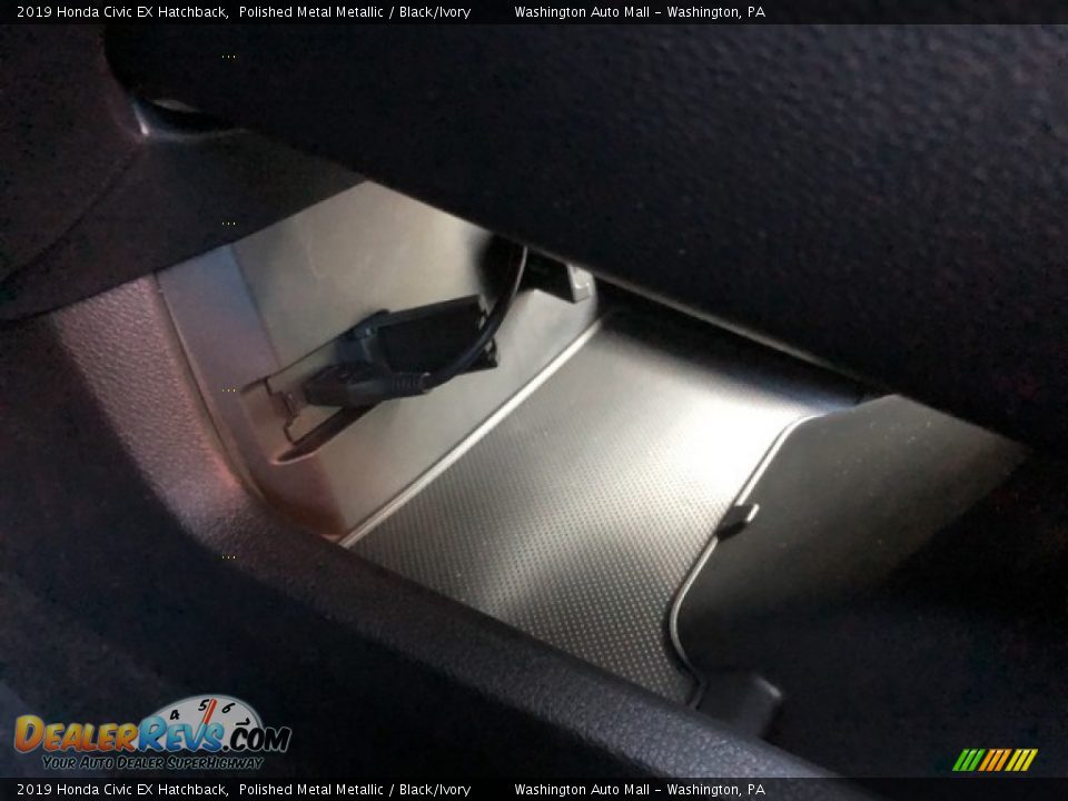 2019 Honda Civic EX Hatchback Polished Metal Metallic / Black/Ivory Photo #20