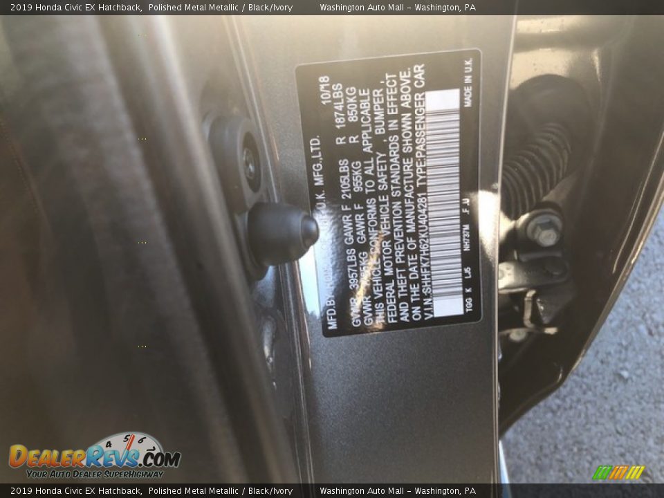 2019 Honda Civic EX Hatchback Polished Metal Metallic / Black/Ivory Photo #25