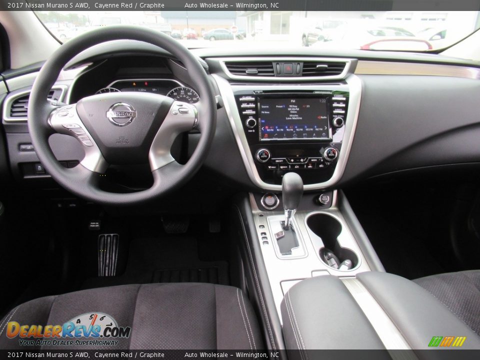 2017 Nissan Murano S AWD Cayenne Red / Graphite Photo #15