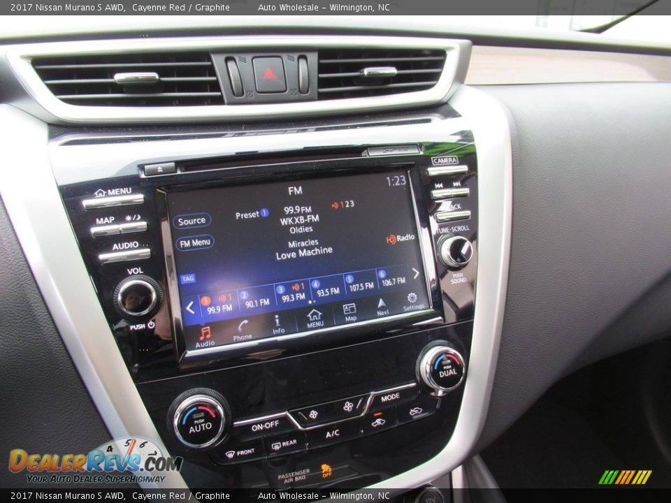 2017 Nissan Murano S AWD Cayenne Red / Graphite Photo #17