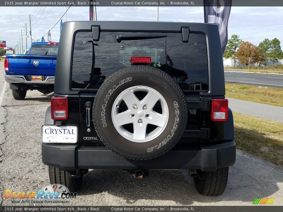 2015 Jeep Wrangler Unlimited Sport 4x4 Black / Black Photo #4