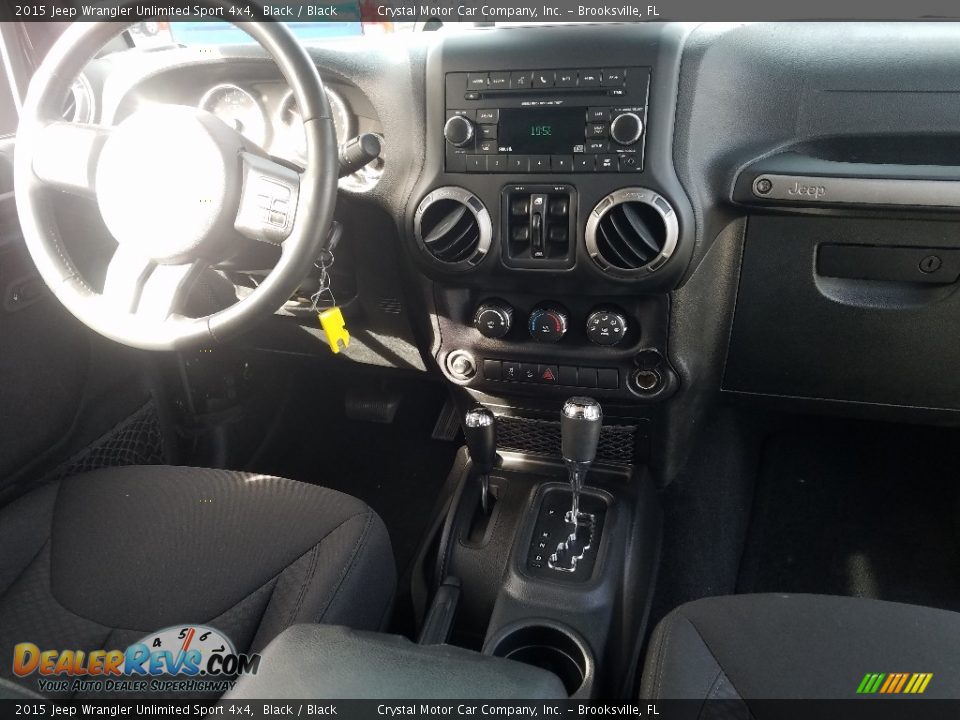 2015 Jeep Wrangler Unlimited Sport 4x4 Black / Black Photo #13