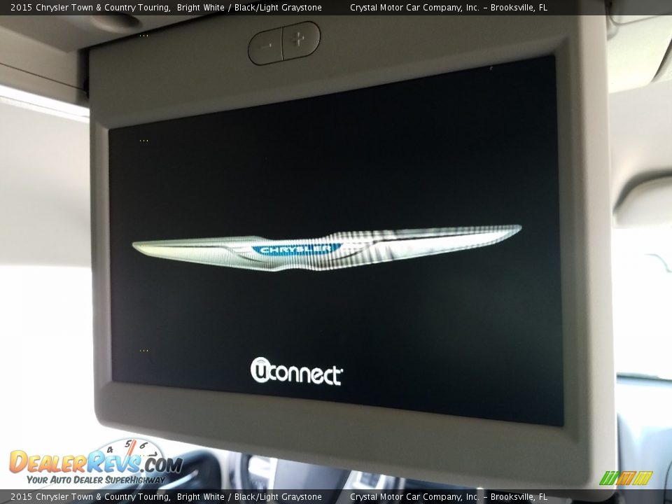 2015 Chrysler Town & Country Touring Bright White / Black/Light Graystone Photo #15
