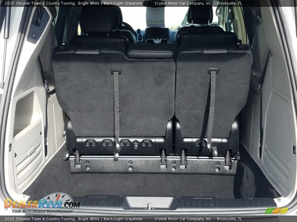 2015 Chrysler Town & Country Touring Bright White / Black/Light Graystone Photo #20