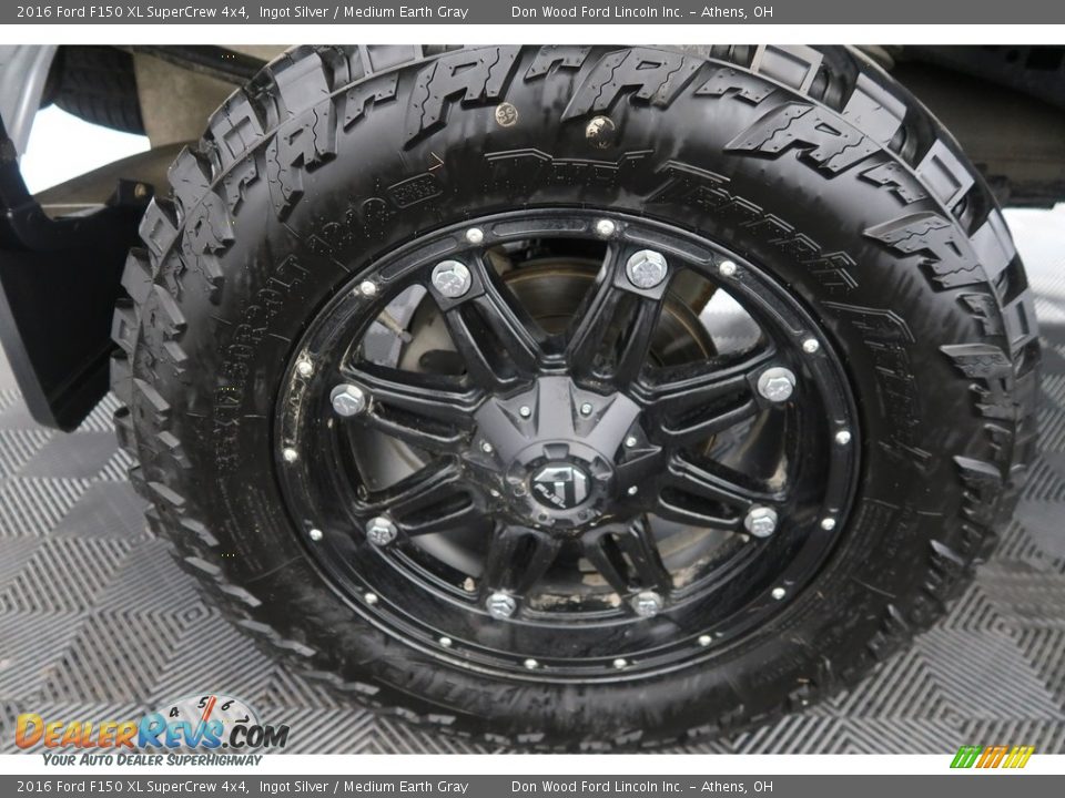 2016 Ford F150 XL SuperCrew 4x4 Ingot Silver / Medium Earth Gray Photo #28