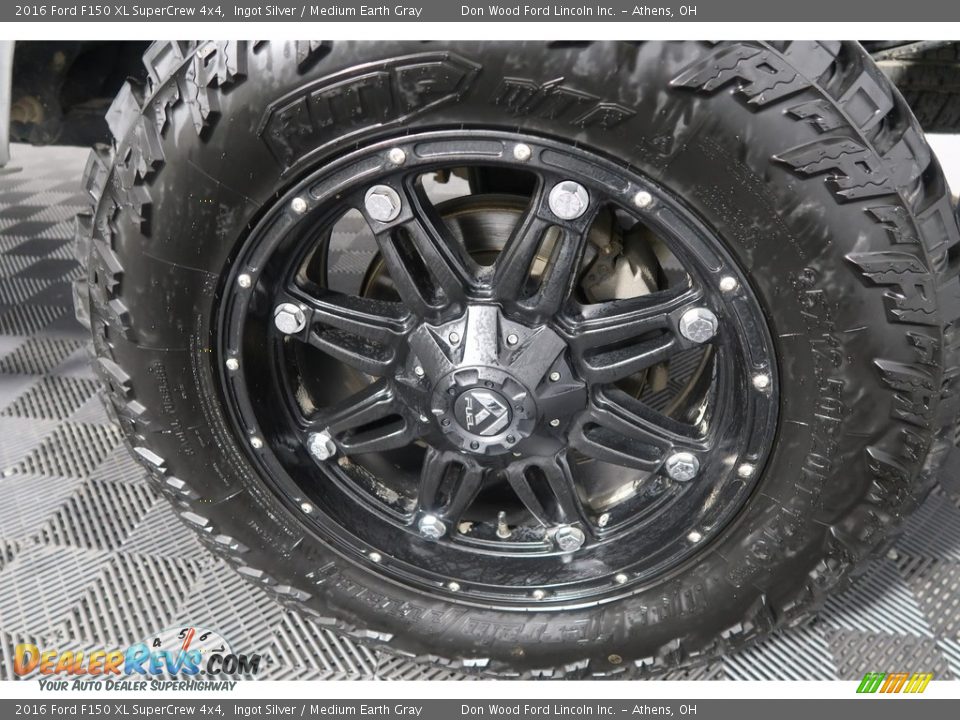 2016 Ford F150 XL SuperCrew 4x4 Ingot Silver / Medium Earth Gray Photo #29