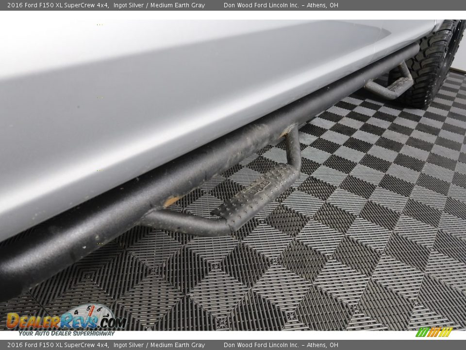 2016 Ford F150 XL SuperCrew 4x4 Ingot Silver / Medium Earth Gray Photo #31