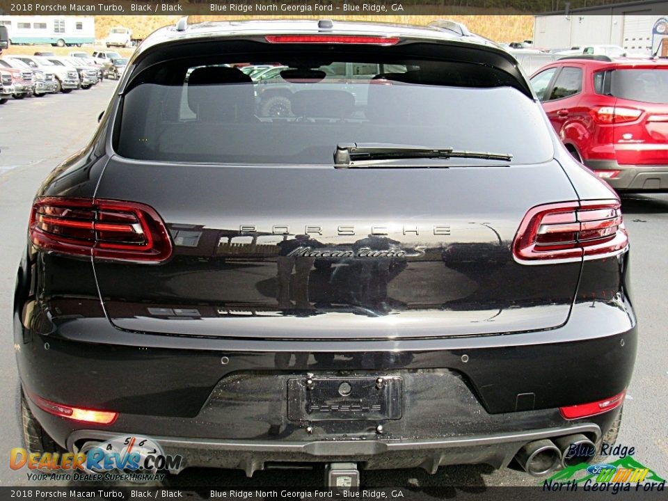2018 Porsche Macan Turbo Black / Black Photo #4