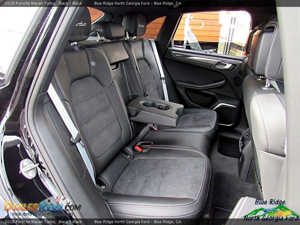2018 Porsche Macan Turbo Black / Black Photo #12