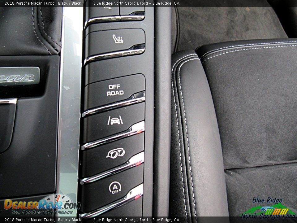 2018 Porsche Macan Turbo Black / Black Photo #22