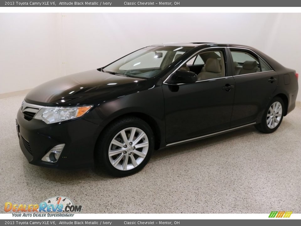 2013 Toyota Camry XLE V6 Attitude Black Metallic / Ivory Photo #3