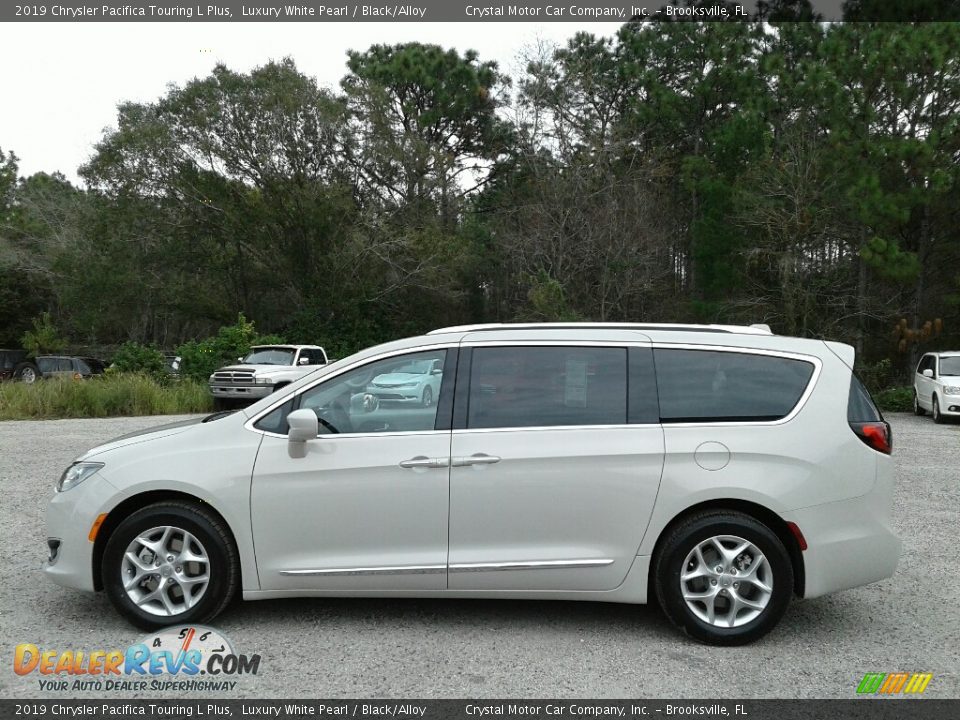 2019 Chrysler Pacifica Touring L Plus Luxury White Pearl / Black/Alloy Photo #2