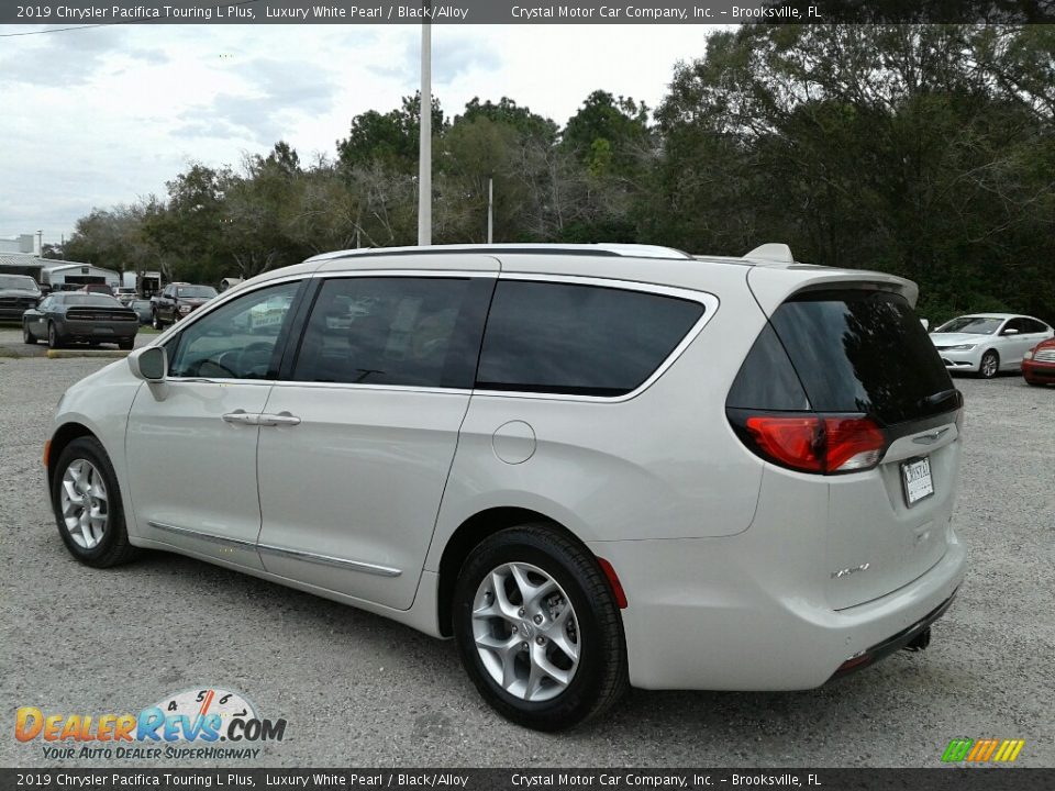 2019 Chrysler Pacifica Touring L Plus Luxury White Pearl / Black/Alloy Photo #3