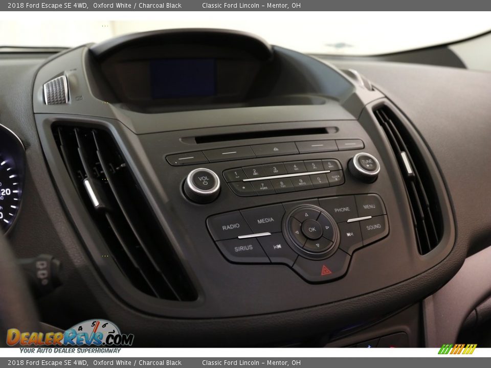 2018 Ford Escape SE 4WD Oxford White / Charcoal Black Photo #10