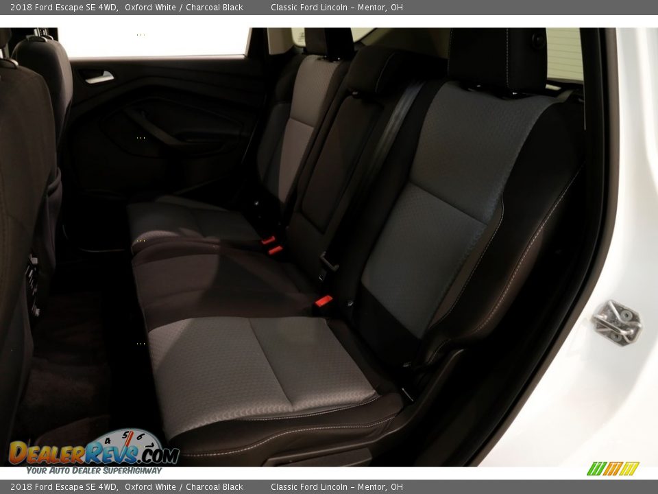 2018 Ford Escape SE 4WD Oxford White / Charcoal Black Photo #19