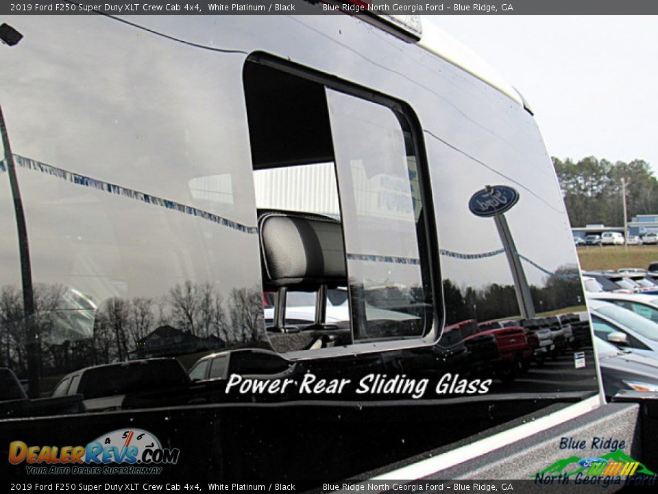2019 Ford F250 Super Duty XLT Crew Cab 4x4 White Platinum / Black Photo #28