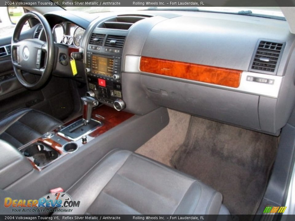 2004 Volkswagen Touareg V6 Reflex Silver Metallic / Anthracite Photo #26