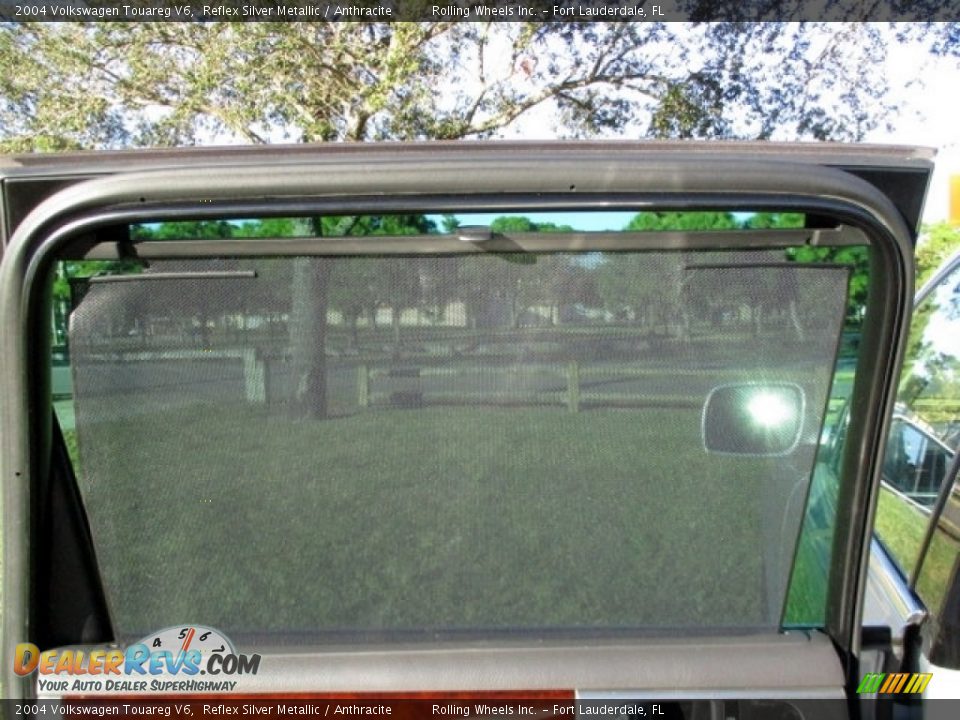 2004 Volkswagen Touareg V6 Reflex Silver Metallic / Anthracite Photo #28