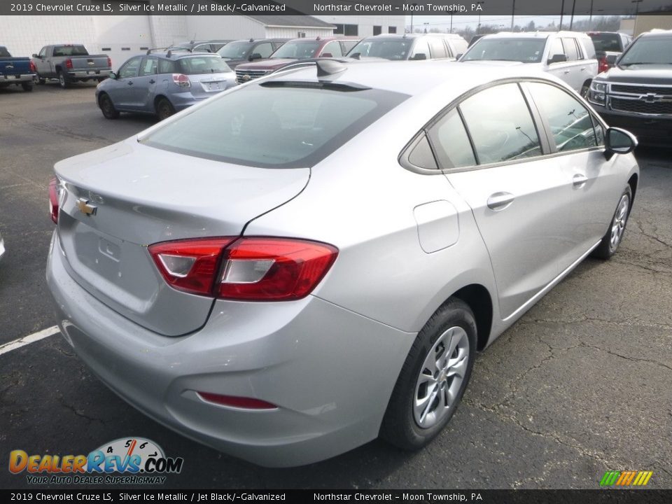 2019 Chevrolet Cruze LS Silver Ice Metallic / Jet Black/­Galvanized Photo #5
