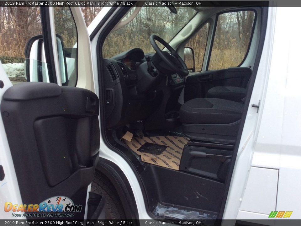 2019 Ram ProMaster 2500 High Roof Cargo Van Bright White / Black Photo #10