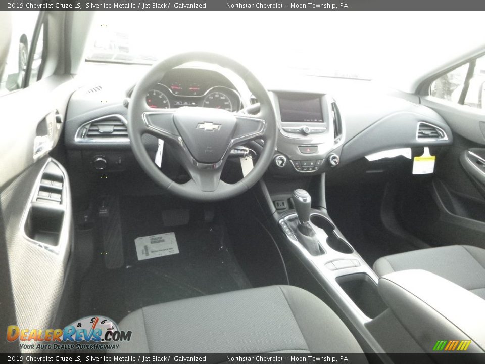 2019 Chevrolet Cruze LS Silver Ice Metallic / Jet Black/­Galvanized Photo #13