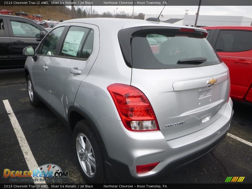 2019 Chevrolet Trax LS AWD Silver Ice Metallic / Jet Black Photo #3