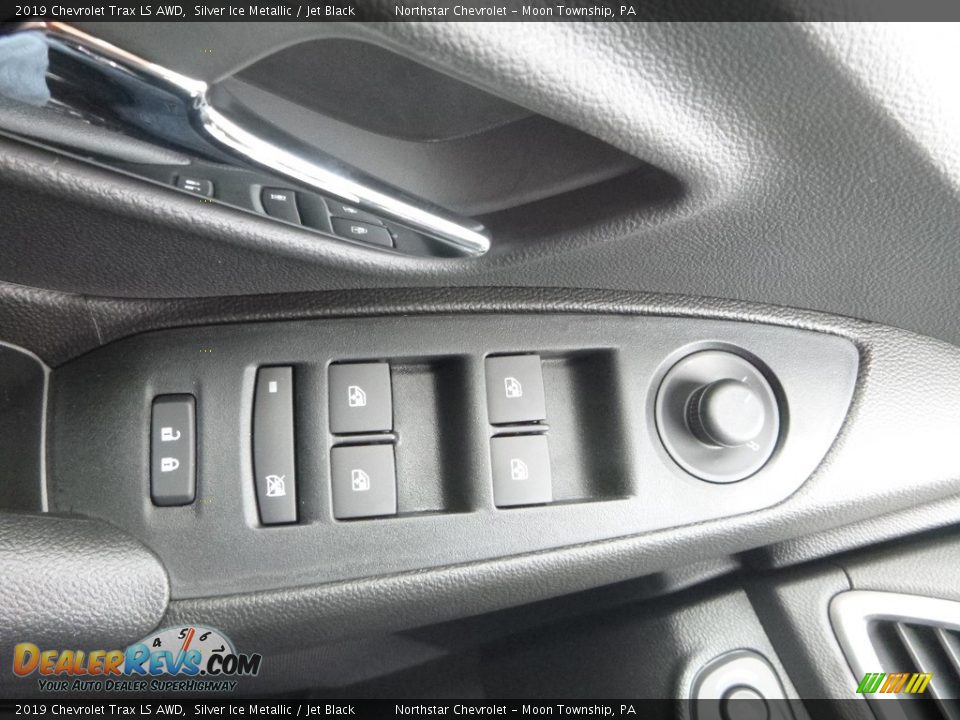 2019 Chevrolet Trax LS AWD Silver Ice Metallic / Jet Black Photo #20