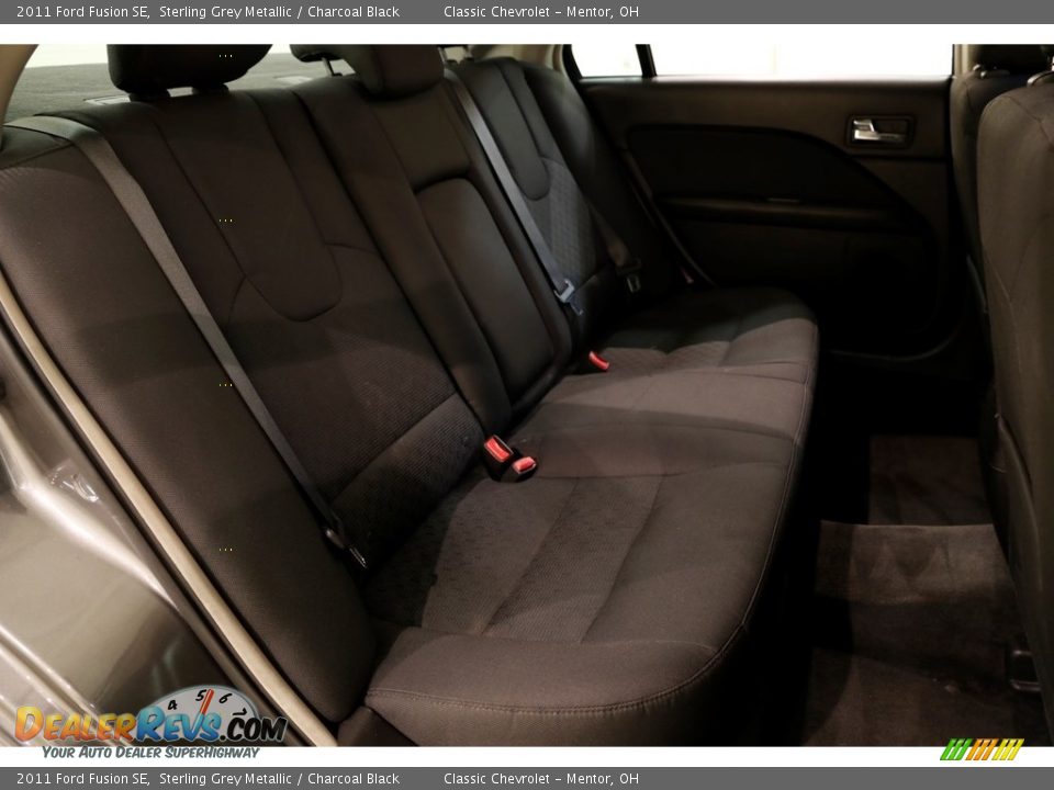 2011 Ford Fusion SE Sterling Grey Metallic / Charcoal Black Photo #13