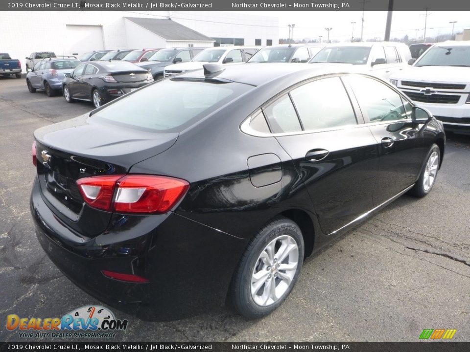 2019 Chevrolet Cruze LT Mosaic Black Metallic / Jet Black/­Galvanized Photo #5