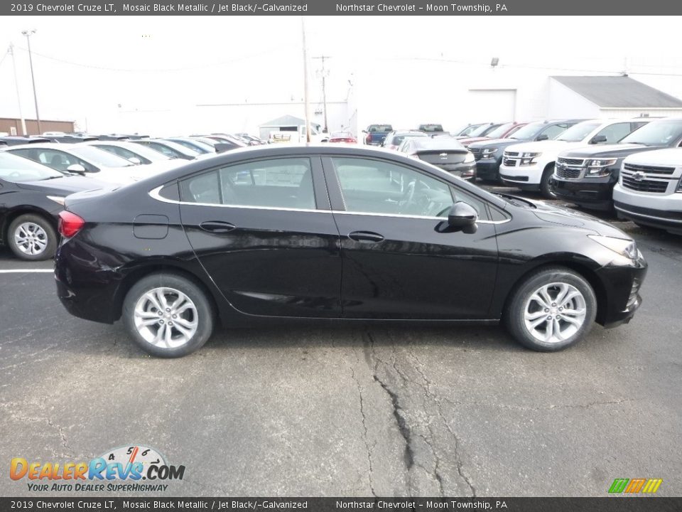 2019 Chevrolet Cruze LT Mosaic Black Metallic / Jet Black/­Galvanized Photo #6