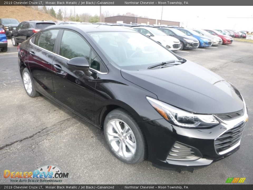 2019 Chevrolet Cruze LT Mosaic Black Metallic / Jet Black/­Galvanized Photo #7