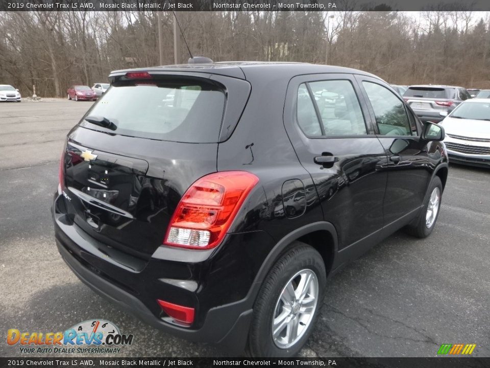 2019 Chevrolet Trax LS AWD Mosaic Black Metallic / Jet Black Photo #5