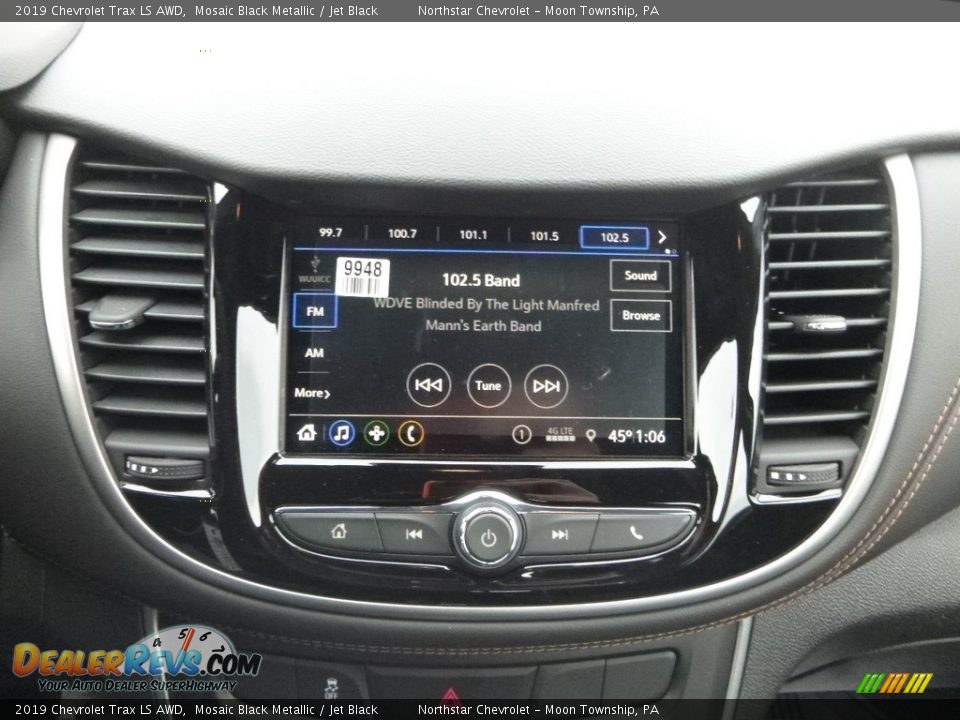 2019 Chevrolet Trax LS AWD Mosaic Black Metallic / Jet Black Photo #17