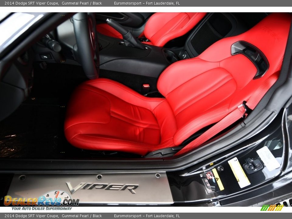 Front Seat of 2014 Dodge SRT Viper Coupe Photo #31