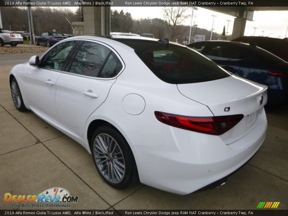 2019 Alfa Romeo Giulia Ti Lusso AWD Alfa White / Black/Red Photo #4