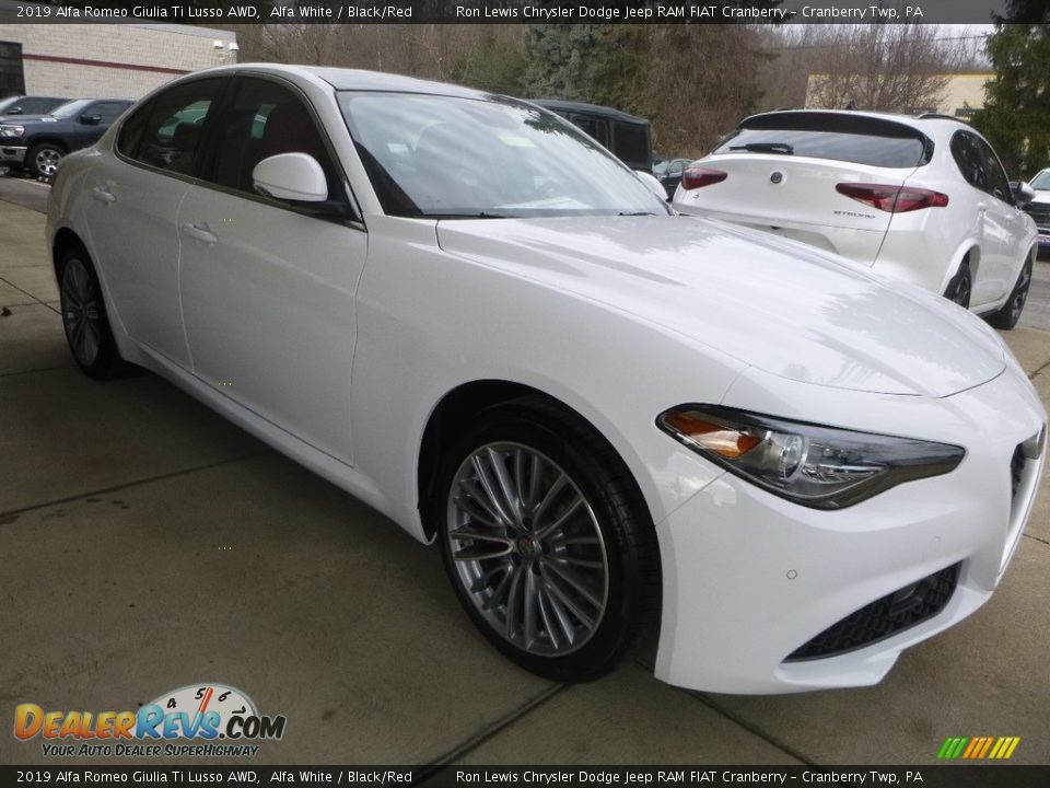 2019 Alfa Romeo Giulia Ti Lusso AWD Alfa White / Black/Red Photo #10