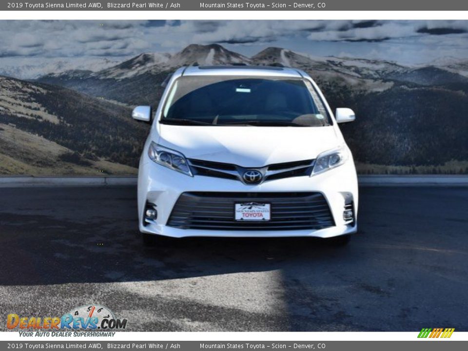 2019 Toyota Sienna Limited AWD Blizzard Pearl White / Ash Photo #2
