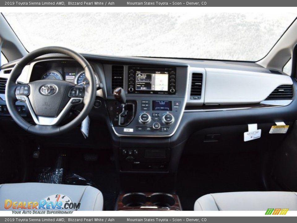 2019 Toyota Sienna Limited AWD Blizzard Pearl White / Ash Photo #8