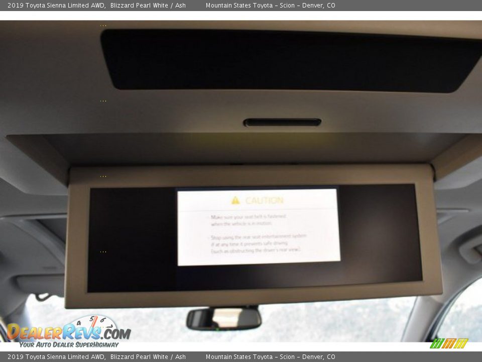 2019 Toyota Sienna Limited AWD Blizzard Pearl White / Ash Photo #17