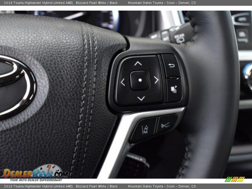 2019 Toyota Highlander Hybrid Limited AWD Steering Wheel Photo #31