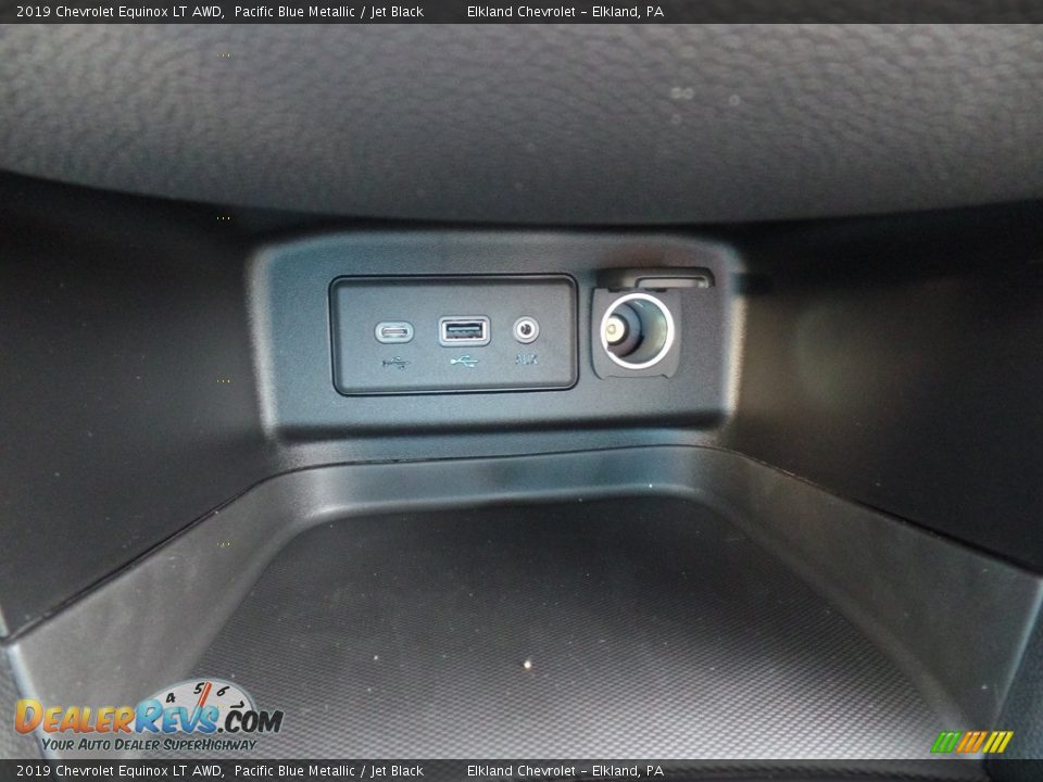 2019 Chevrolet Equinox LT AWD Pacific Blue Metallic / Jet Black Photo #32
