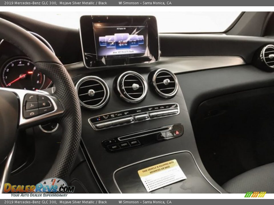 2019 Mercedes-Benz GLC 300 Mojave Silver Metallic / Black Photo #6