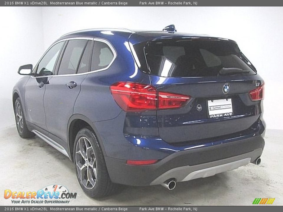 2016 BMW X1 xDrive28i Mediterranean Blue metallic / Canberra Beige Photo #2