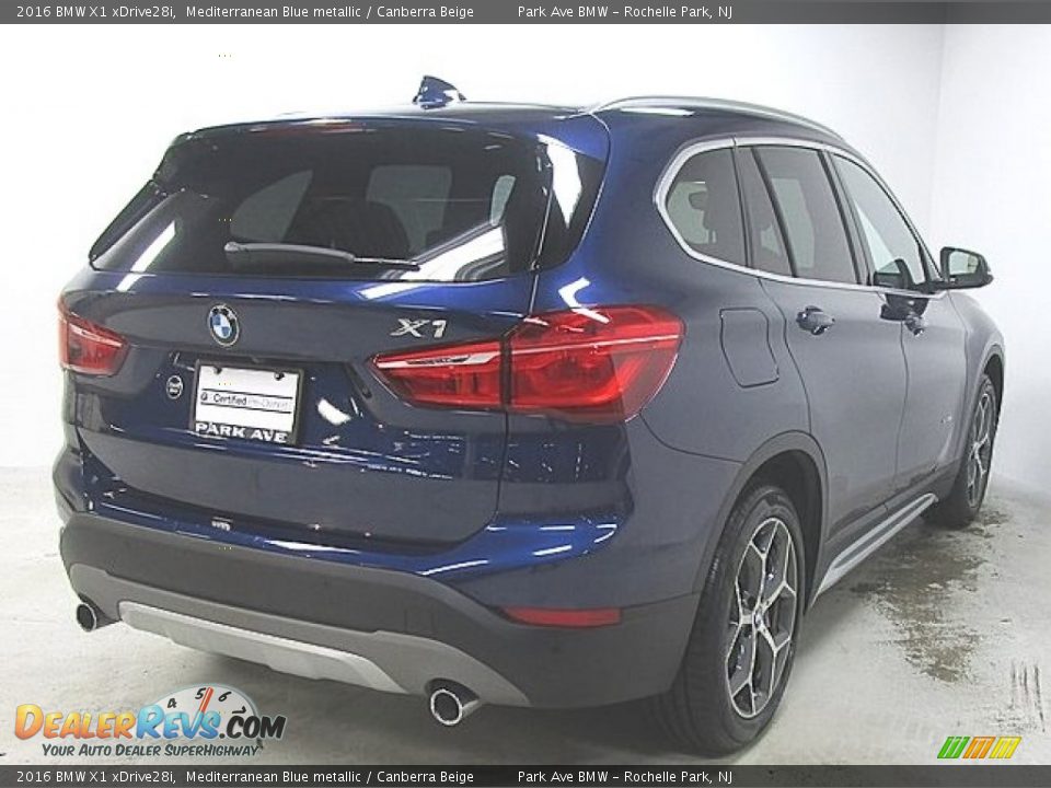 2016 BMW X1 xDrive28i Mediterranean Blue metallic / Canberra Beige Photo #4