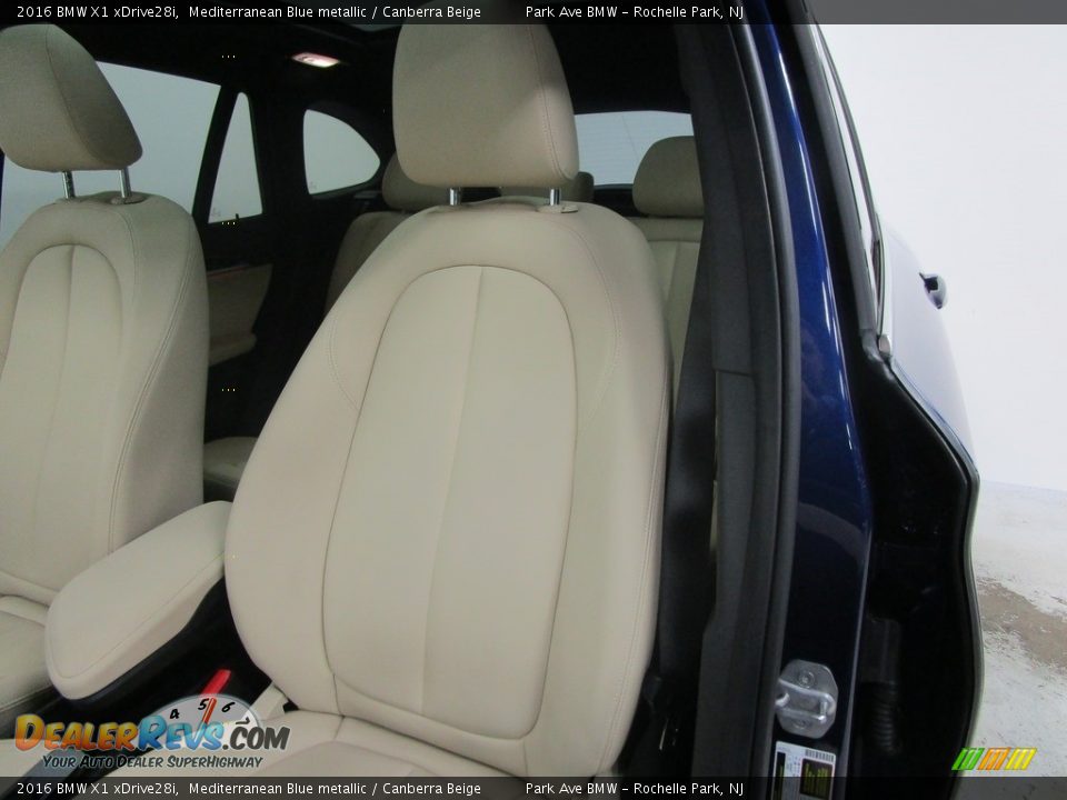 2016 BMW X1 xDrive28i Mediterranean Blue metallic / Canberra Beige Photo #8