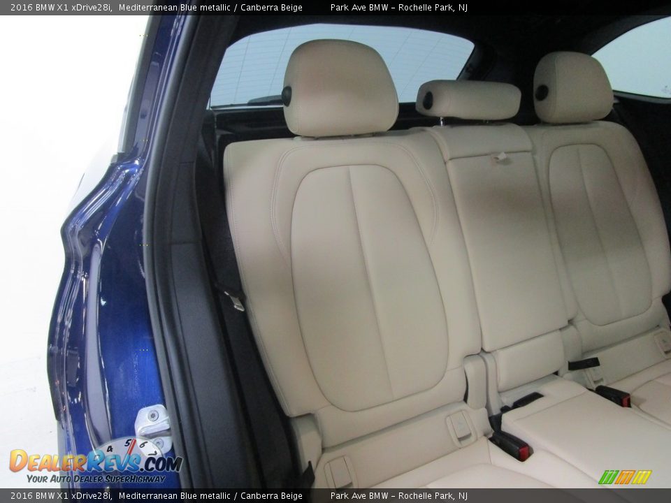 2016 BMW X1 xDrive28i Mediterranean Blue metallic / Canberra Beige Photo #17