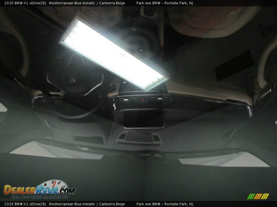 2016 BMW X1 xDrive28i Mediterranean Blue metallic / Canberra Beige Photo #21