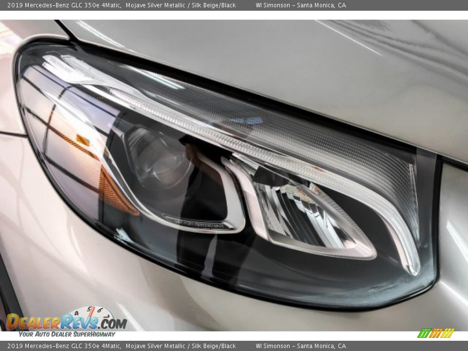 2019 Mercedes-Benz GLC 350e 4Matic Mojave Silver Metallic / Silk Beige/Black Photo #10