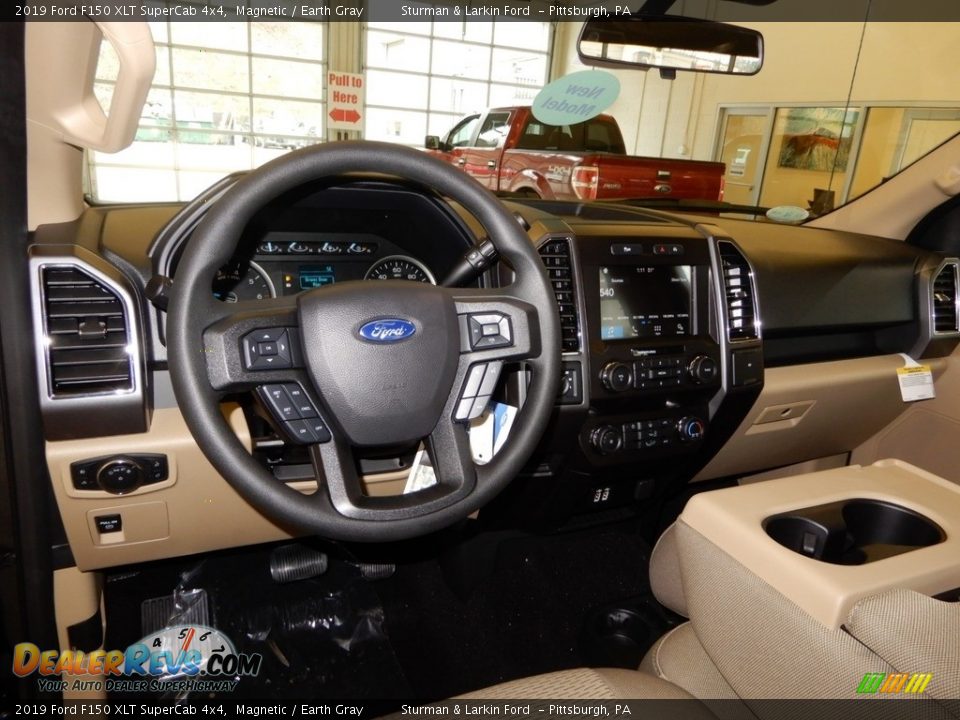 2019 Ford F150 XLT SuperCab 4x4 Magnetic / Earth Gray Photo #8