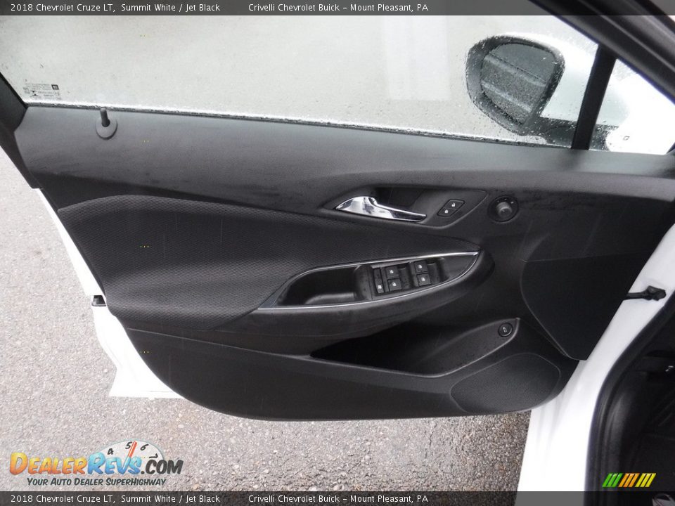 2018 Chevrolet Cruze LT Summit White / Jet Black Photo #12